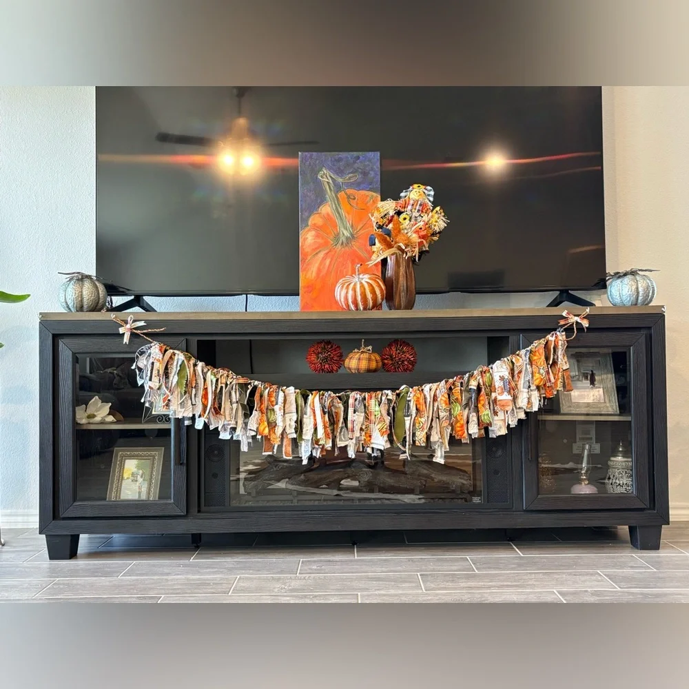 NWT Autumn Handmade Garland
